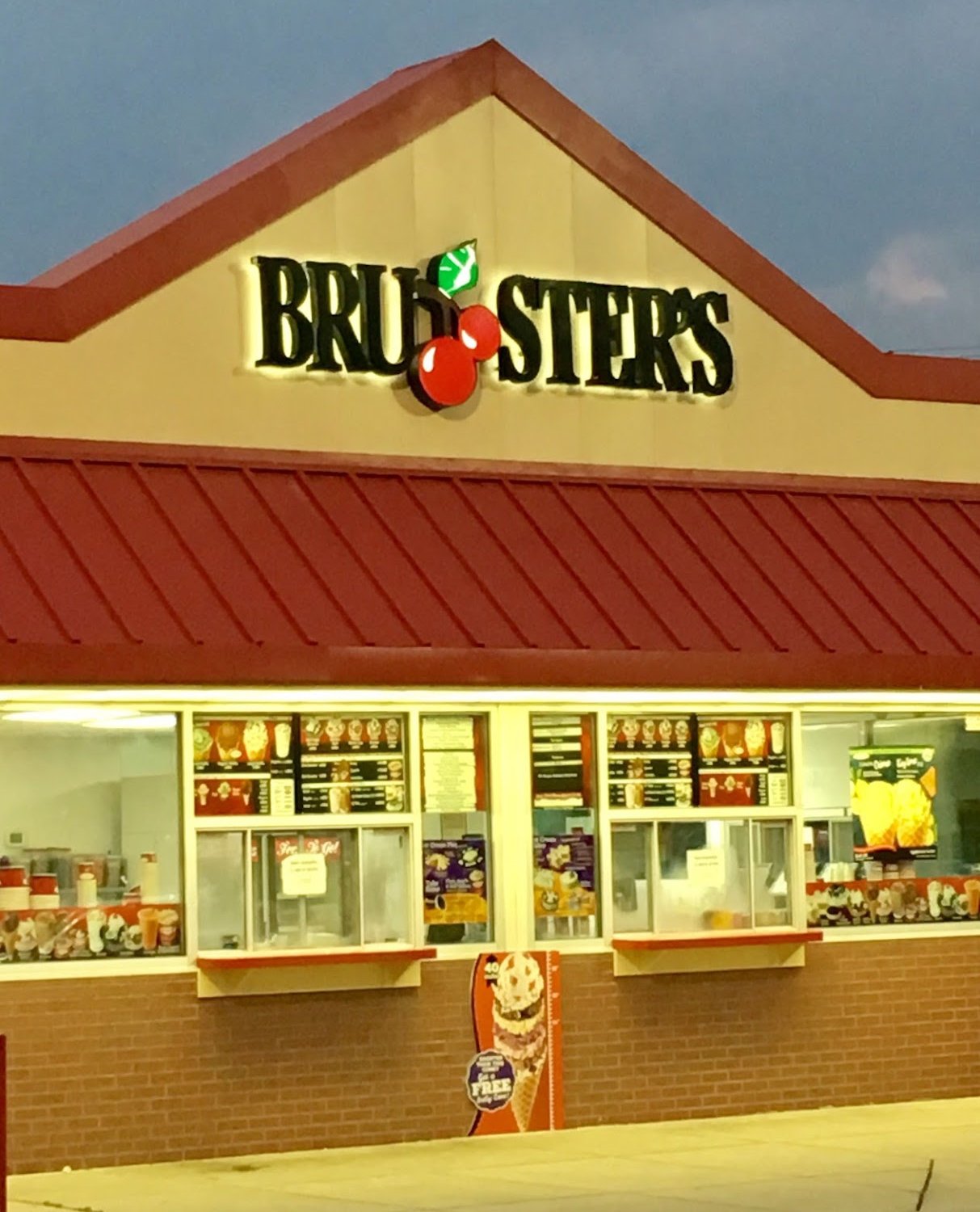 Bruster's Real Ice Cream reviews, photos, working hours, 🍴 menu