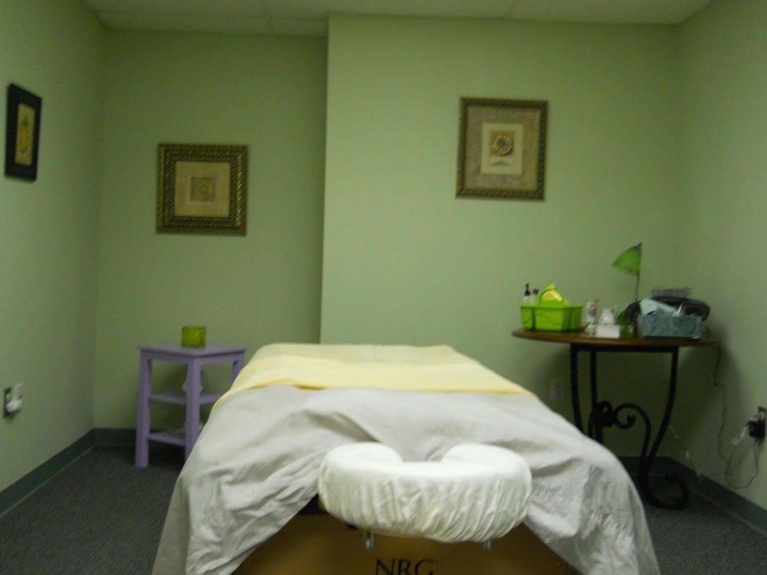 Massage By Heidi Lmt Clinton Twp Mi 48038 N Groesbeck Hwy North Rose St And Reviews