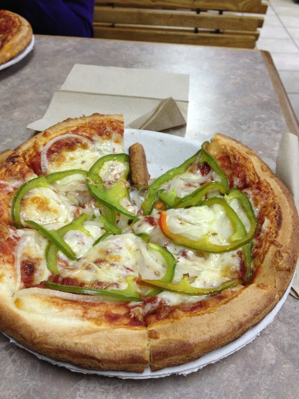 Famous pizza. Singas.