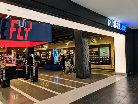 Finish line inside hot sale of macy's