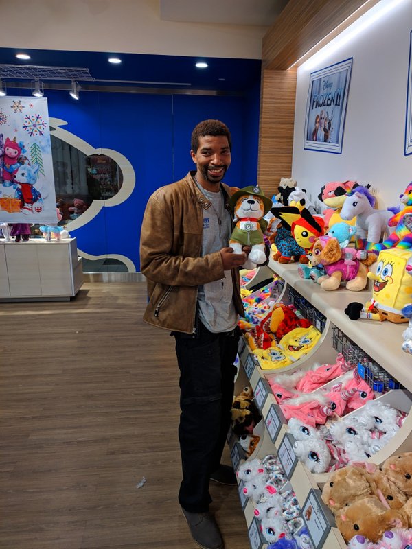 Build a bear workshop. Магазин build a Bear в Дубае. Build a Bear Workshop Дубай. Build a Bear Workshop Pokemon. Уфа магазин build Bear Workshop.